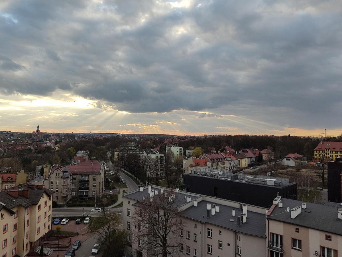 Apartament Z Widokiem Na Miasto Gliwice Luaran gambar