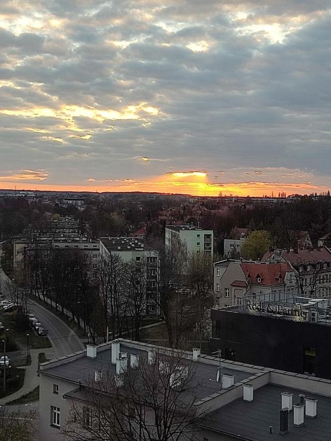 Apartament Z Widokiem Na Miasto Gliwice Luaran gambar